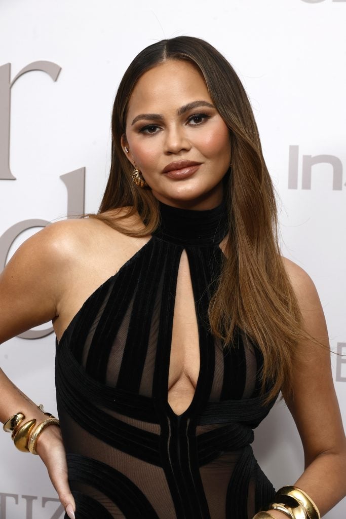 Chrissy Teigen Mom-Shamed for Bath Photo With Kids