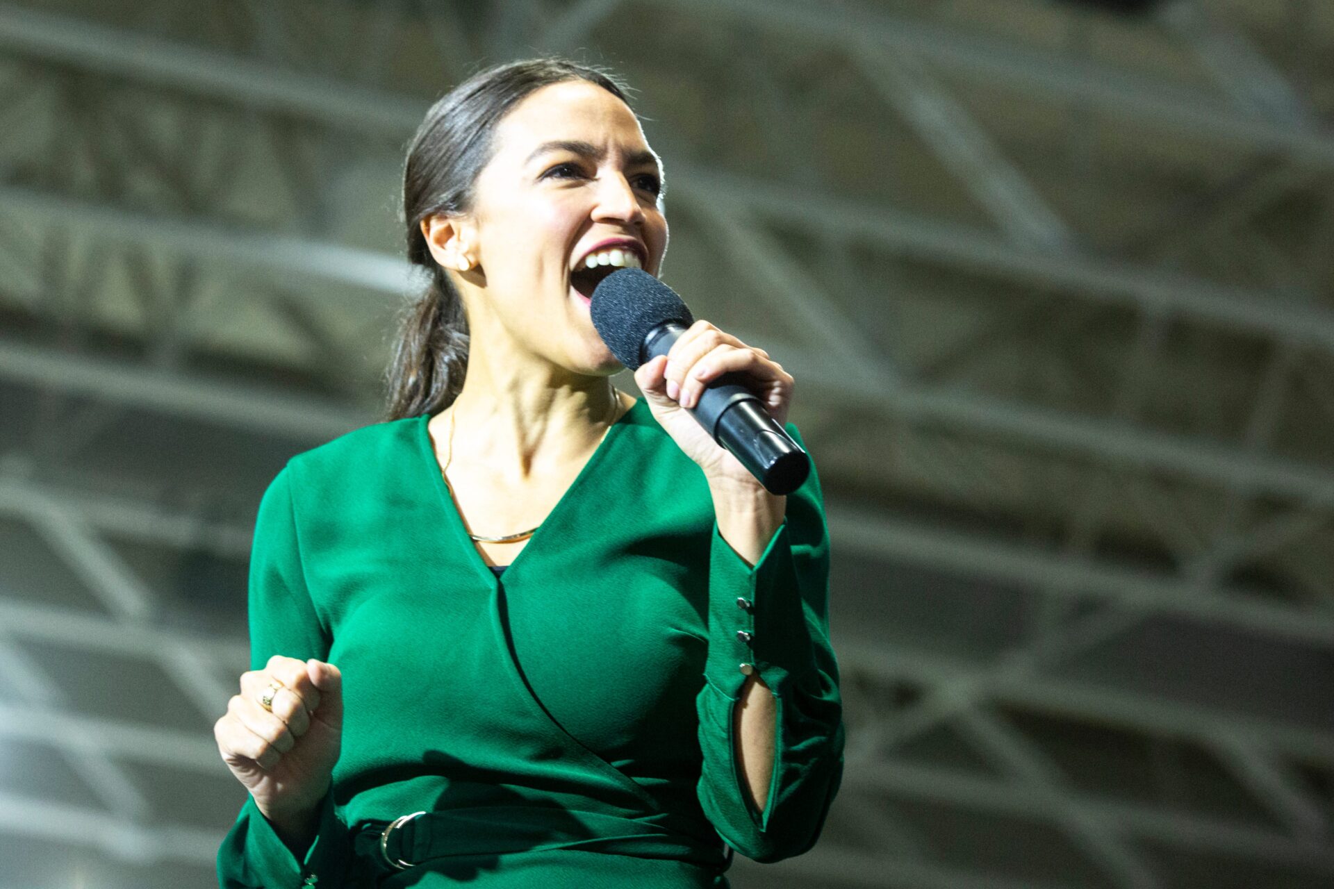 AOC Caught Helping Illegal Aliens Evade ICE—Homan Calls for DOJ Action [WATCH]