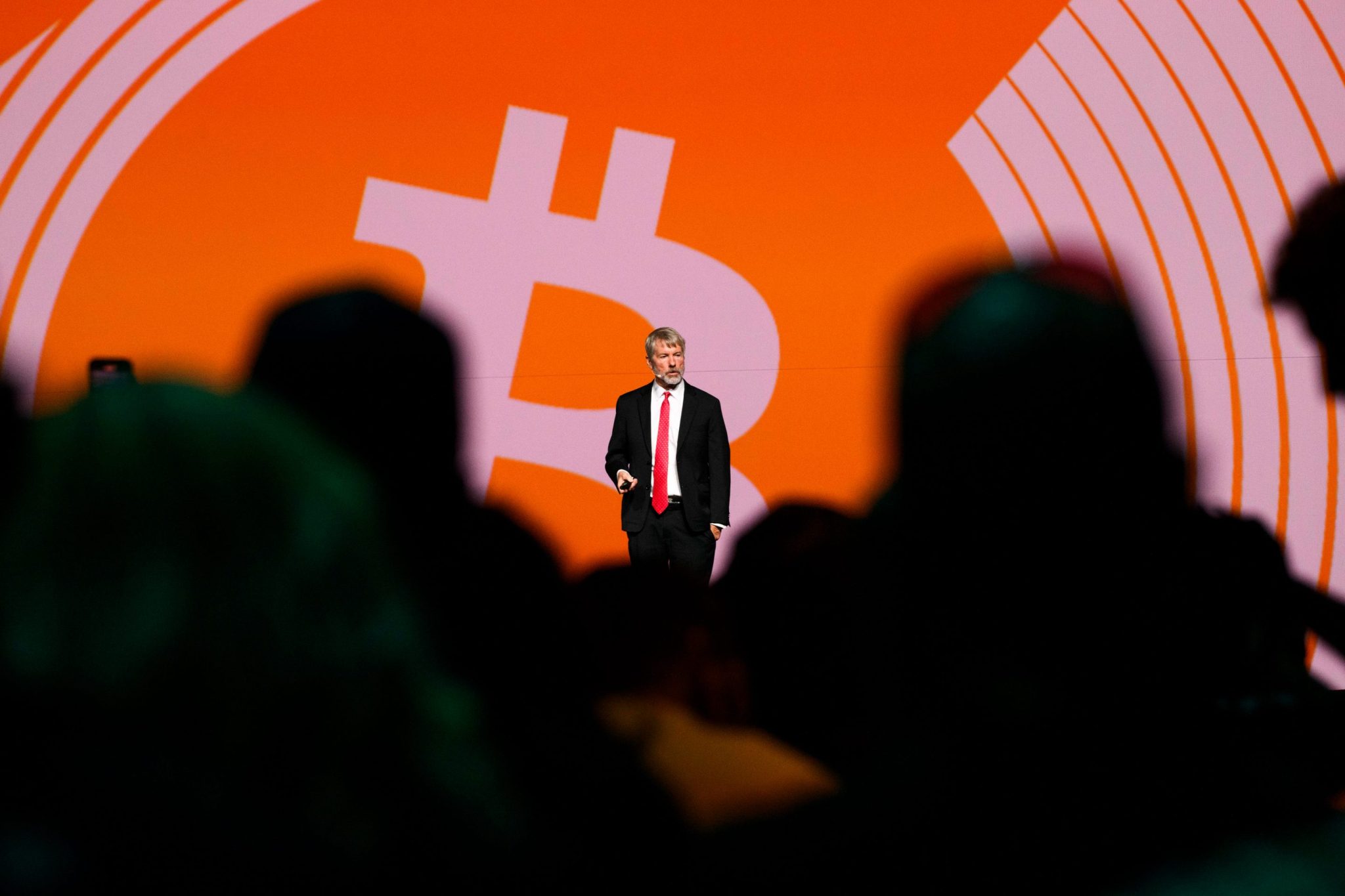 Experts warn MicroStrategy’s high-flying valuation has ‘no rational explanation’—and investors face a double whammy of risk