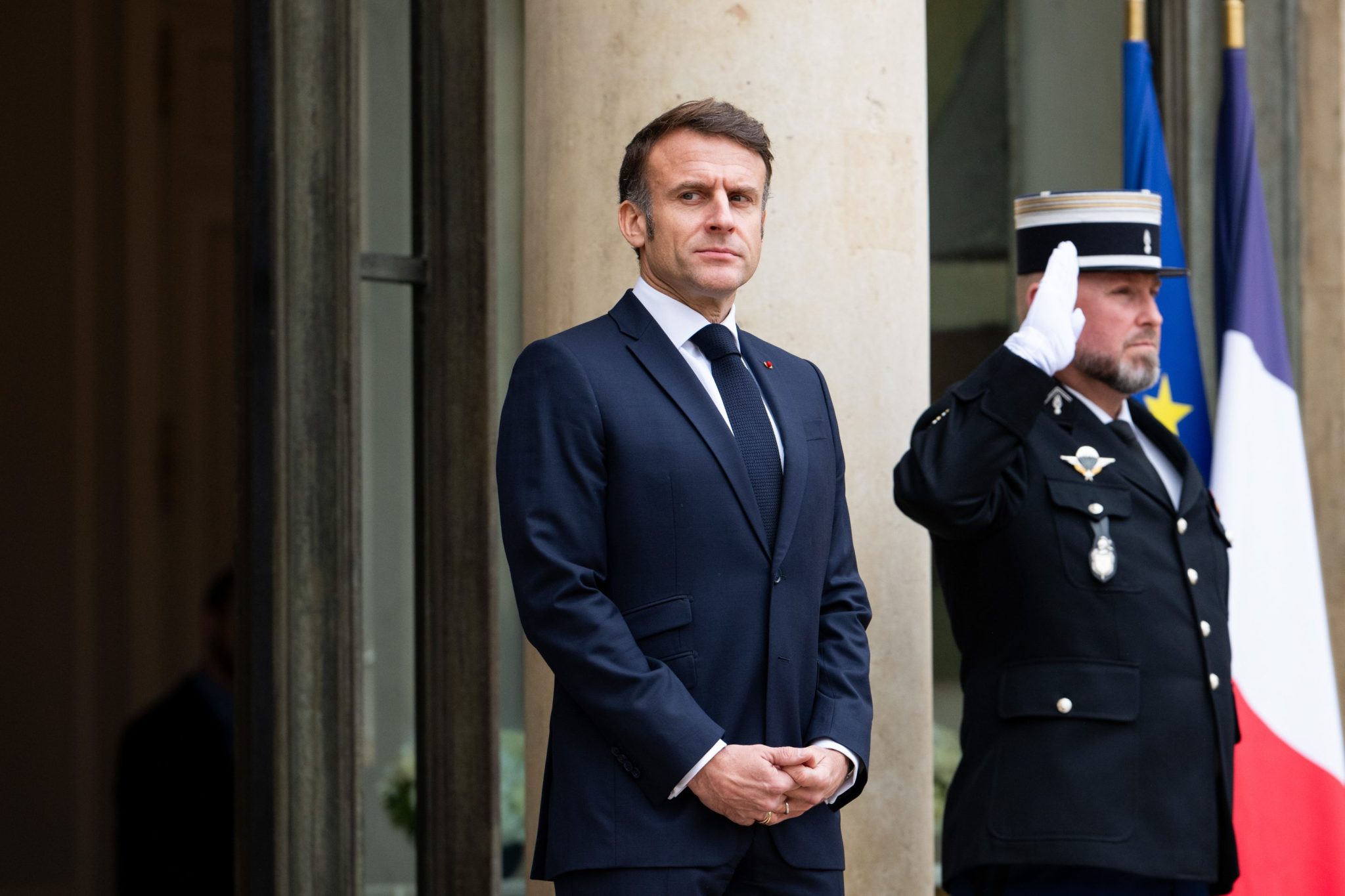European leaders meet in response to Trump’s negotiation with Russia, as U.K. raises possibility of ‘troops on the ground’