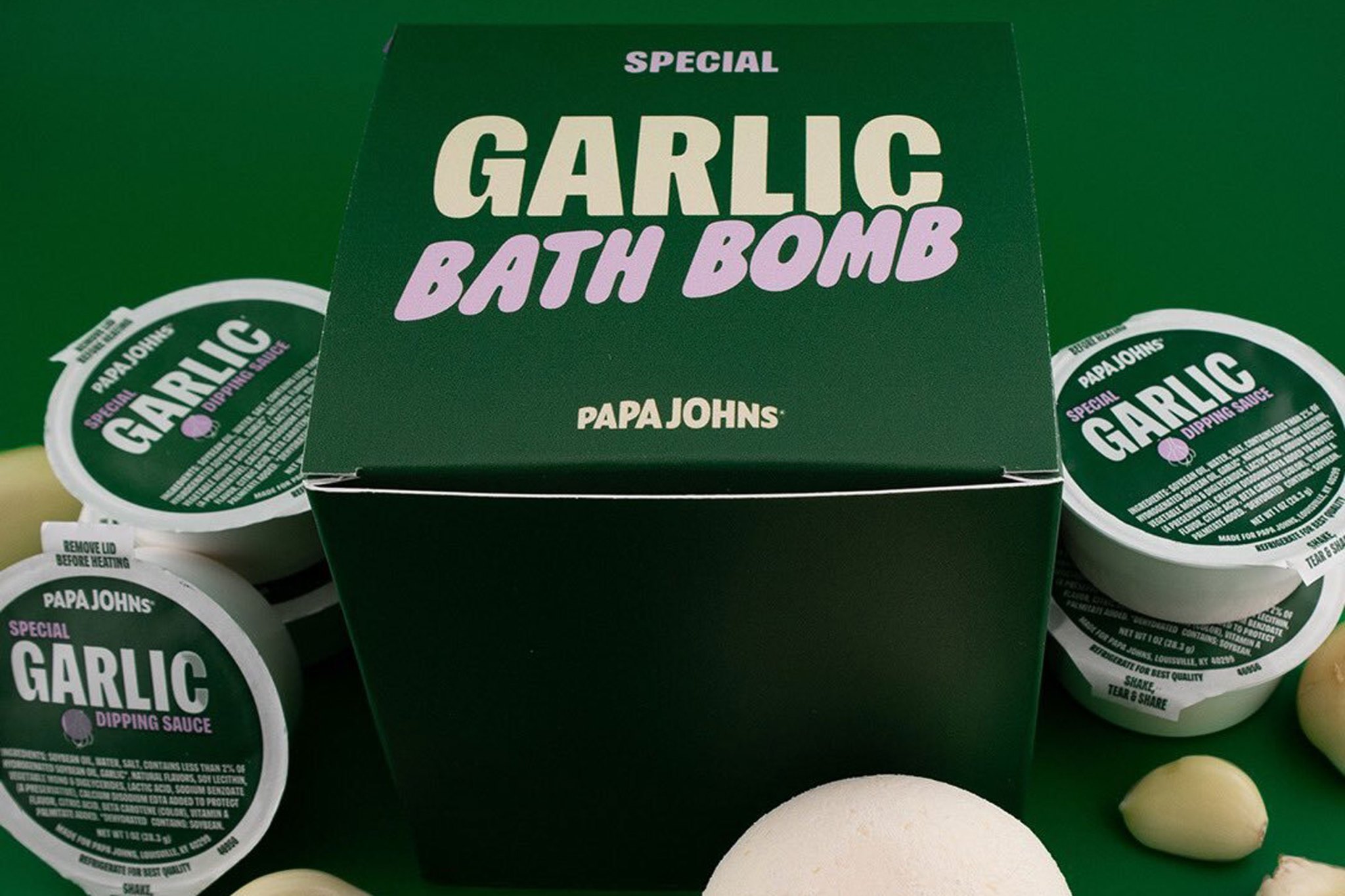 Some people are obsessed with Papa John’s buttery garlic dipping sauce, so the chain is introducing a limited-edition bath bomb based on the condiment