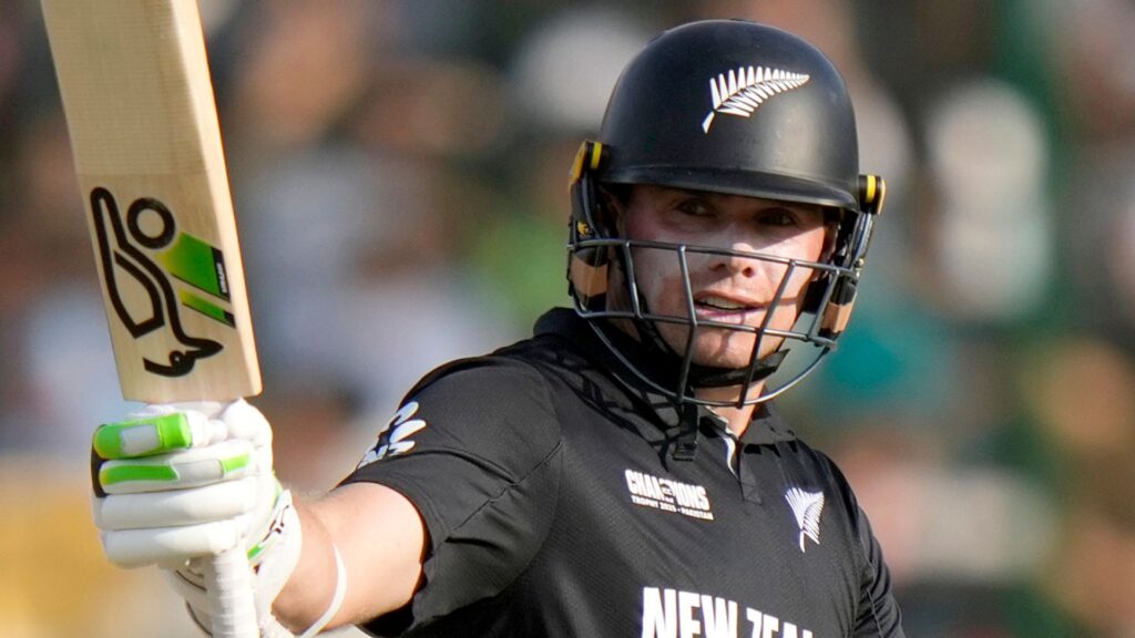 Champions Trophy LIVE! NZ reach 300 after Latham century