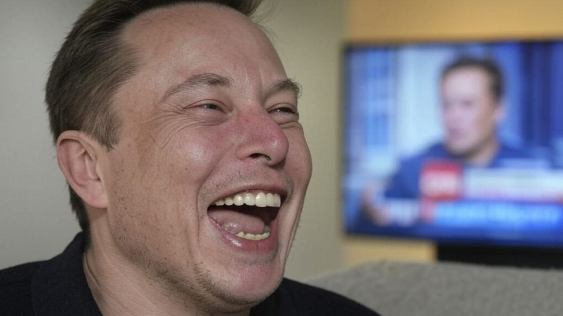 Karma: Masked Vandal Firebombs Tesla Chargers, Accidentally Sets Himself on Fire