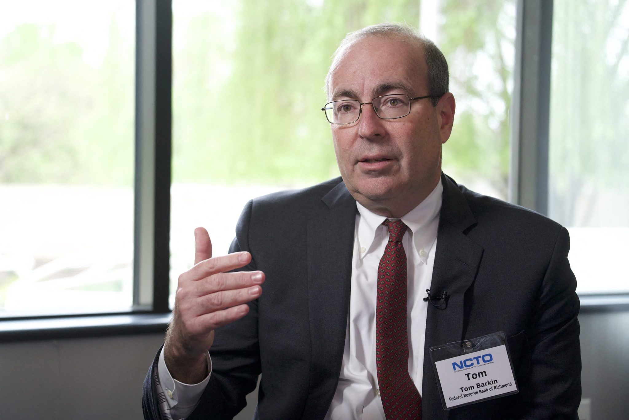 Richmond Fed president says it’s not yet clear when the central bank should cut rates. ‘It’s really hard to drive when it’s foggy’