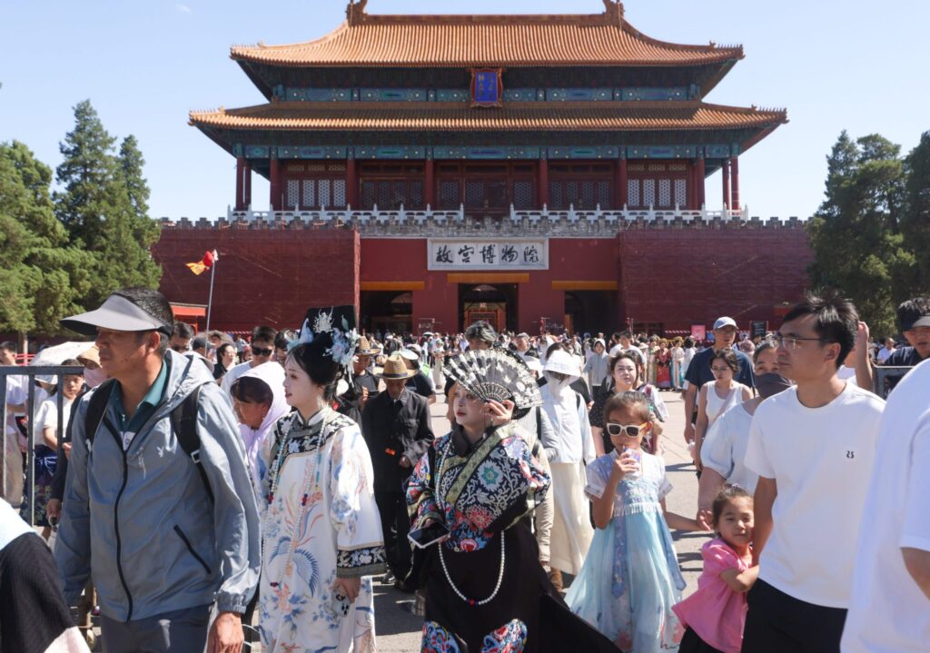 Beijing woos U.S. influencers with free trip to show ‘real China’