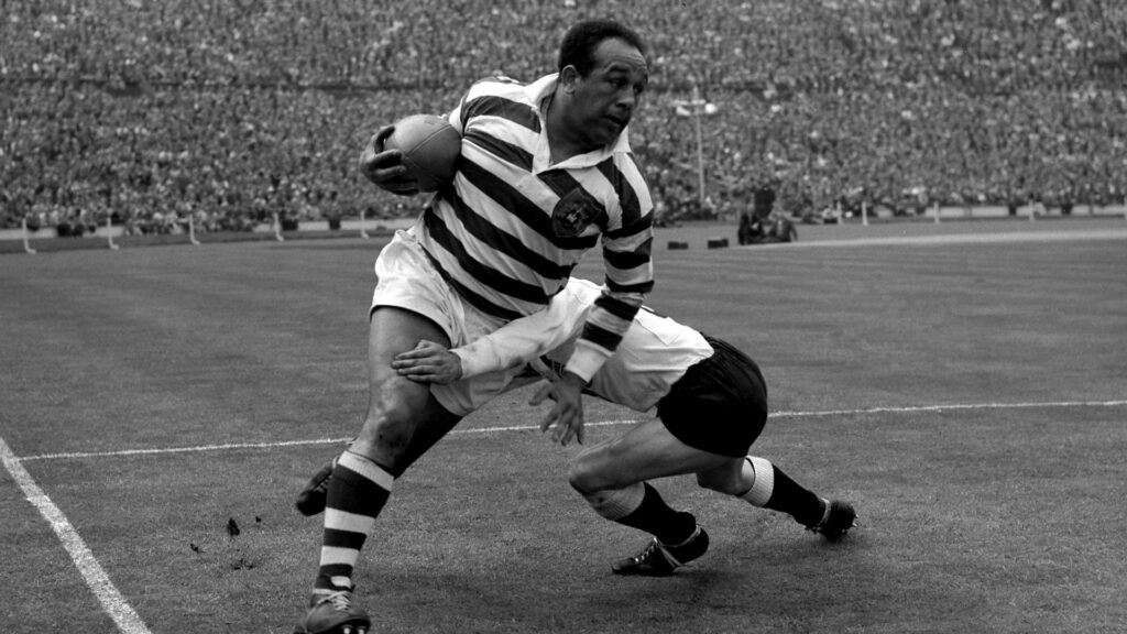 Billy Boston to become rugby league's first knight