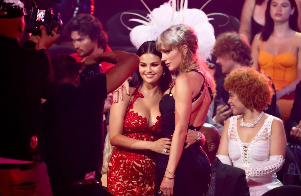 Selena Gomez & Benny Blanco Wedding Plans REVEALED! [Report]